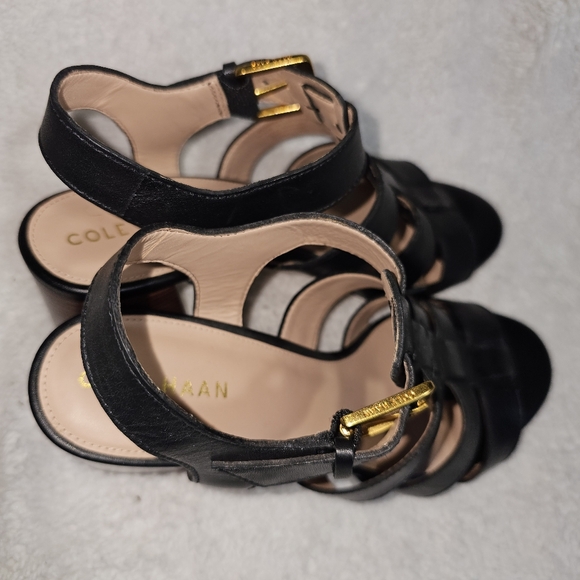 Cole Haan Size 8.5 Black Leather Josie Fisherman Sandals. - Picture 6 of 11